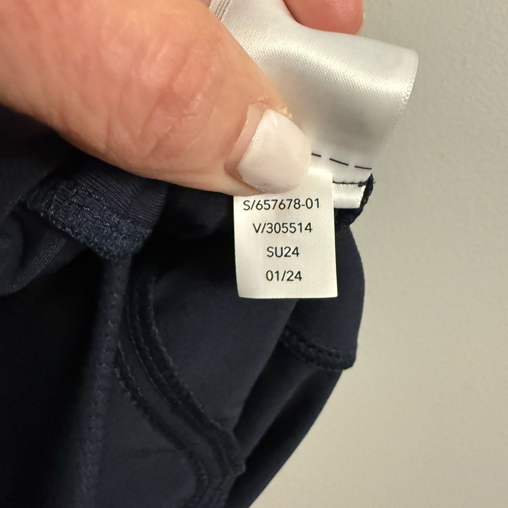 Athleta Women’s Size 4 Navy Athletic Skort – Quick Dry - Picture 4 of 6